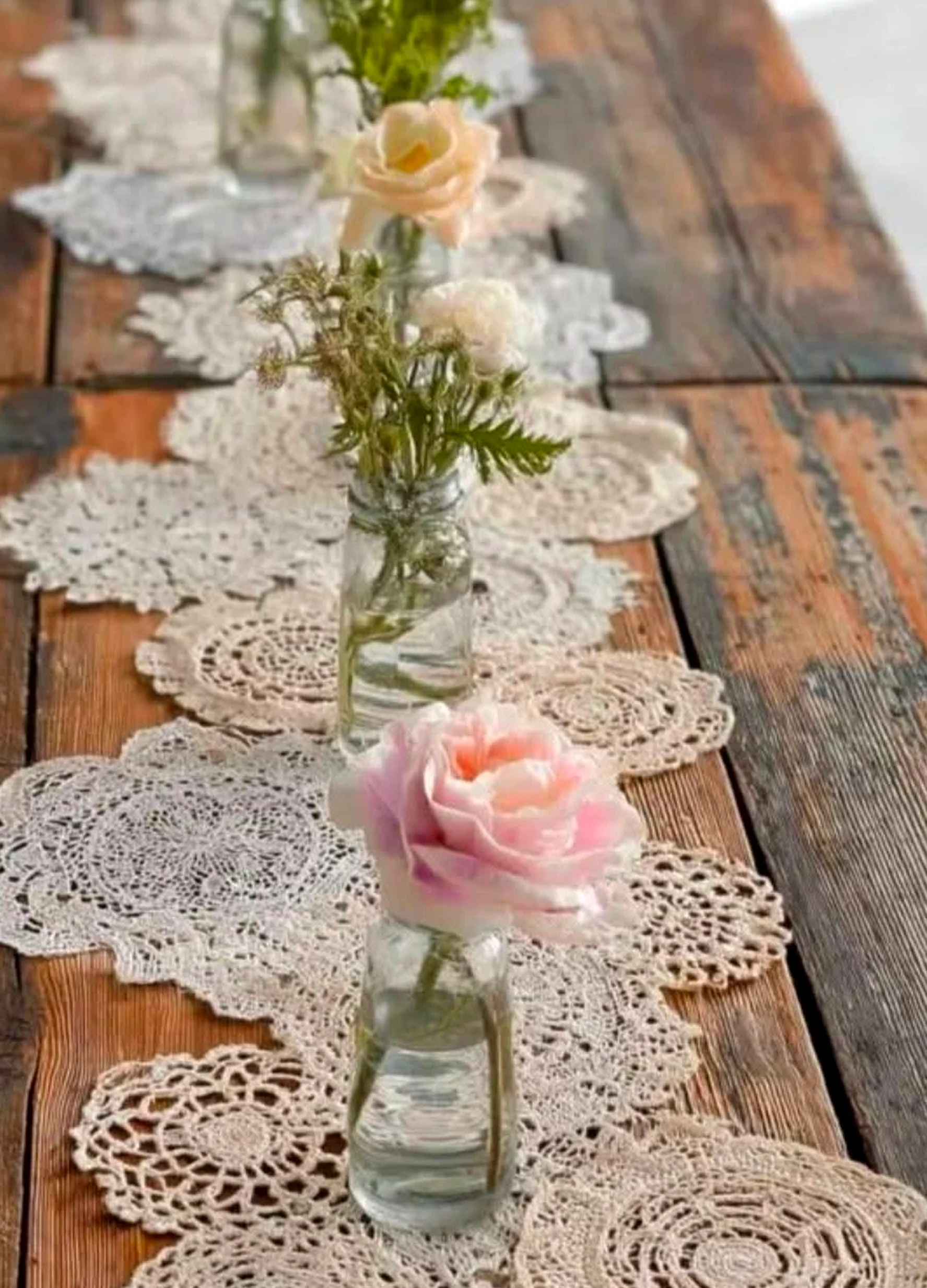 Subtle poolside setting adds a clear layer of freshness, helping the room feel visually grounded.